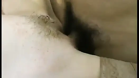 Dede yeni bir araba karşılığında genç bir kaltağı sikiyor