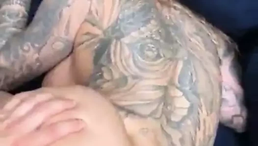 Popüler sürtük güzel vücut