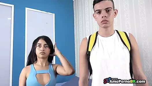 Kuzenimle sıkıştım