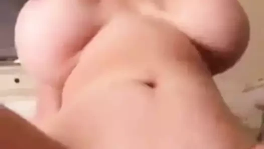 Büyük zıplayan memeler