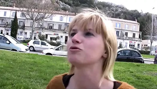 Fahişe göt deliğini derinden ve sert siktiriyor