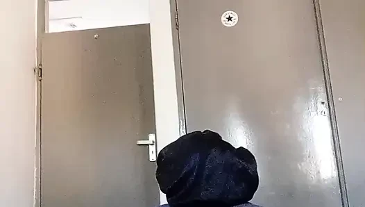Zimbabveli bakire kız evlenmeye hazır
