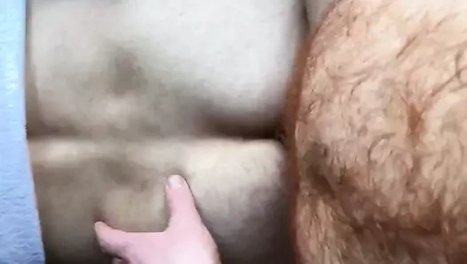 Je lui jouis dans le cul