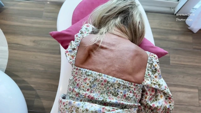 Amatör yıldızı anal seksi seviyor