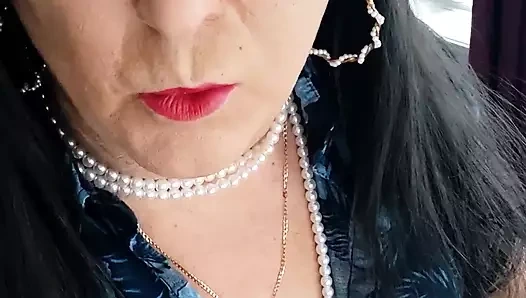 Kadın iç çamaşırını taşı