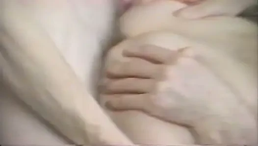 Sarışın hatun vahşi üçlü grup seks yapıyor
