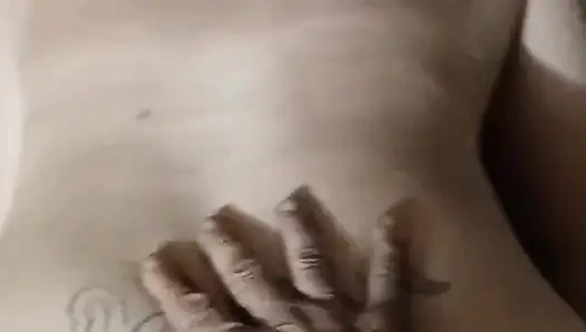 Yaramaz evli kadın bağlı, sikiliyor ve dölleniyor