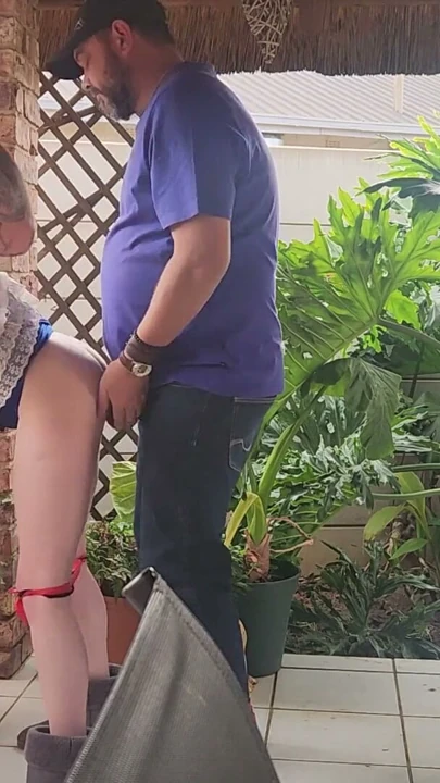 Komşum hafta sonları karısını paylaşmayı seviyor | Bölüm 1