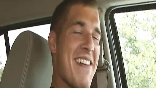 Büyük götlü kızıl saçlı 1_mature sahne-1_mature yakalanan ev kadınları daha az deneyimli bir yarağın tadını çıkarıyor