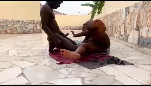 Tam video: yataktan yere kocamı sikiyor ve götüne boşalma