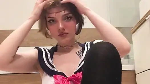 Küçük bir denizci Moon kostümlü umarım beğenirsin!