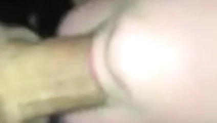 üçlü İsveçli kız