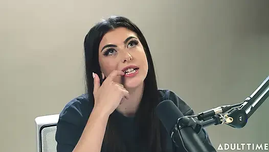 Profesyonel bir dominatrix olmak gal ritchie'nin beklediği şey değil! | Adult Time Podcast