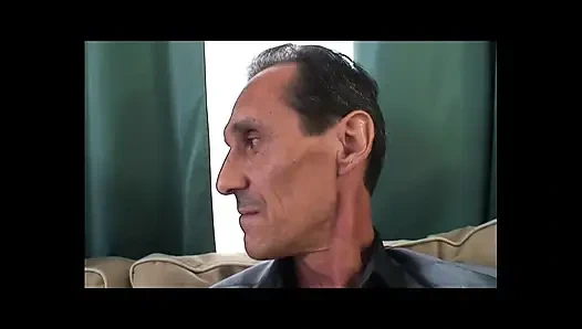 Yasalarım tarafından götten sikiliyor