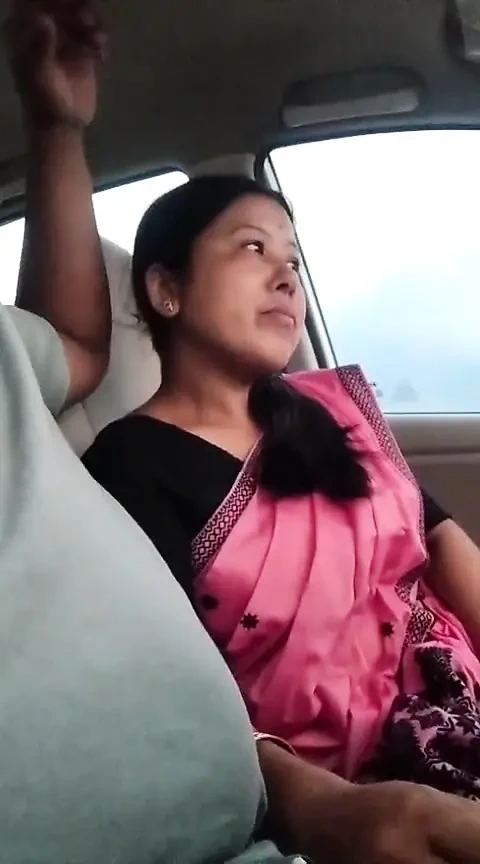 Erkek arkadaşıyla teyze kocası tarafından yakalandı