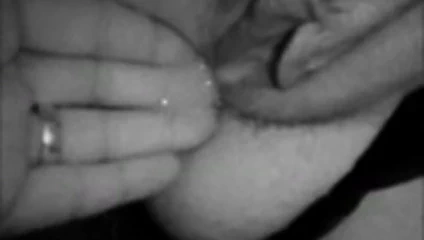 Gerçek sürtük milf gets becerdin için bağıran orgazm