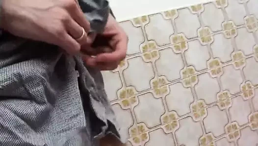 Busty redhead milf verir sevinç için horoz