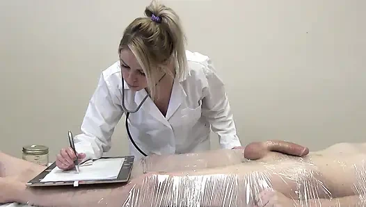 Daisy Destin'in yer aldığı bir sperm etkinliği