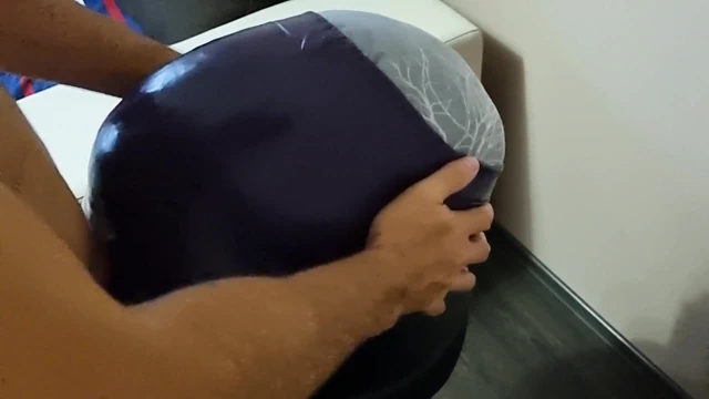 Deri pantolona boşalıyor