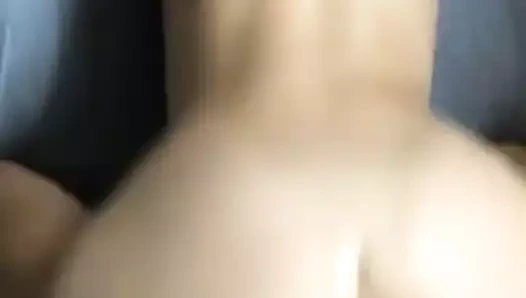 Öğretmenim beni çok sert ve zengin sikikleri