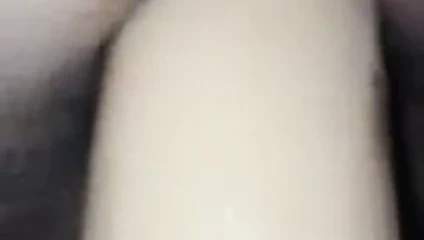 dildo ile doldurulmuş