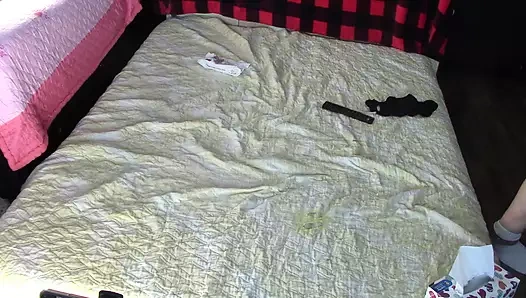 Breakfast of an amateur wife in the bedroom. Sexy Latina with hairy pussy, big tits, big ass.