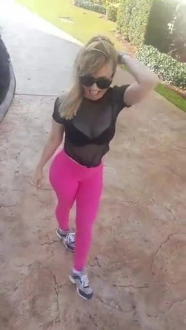 Noelia güzel vücut