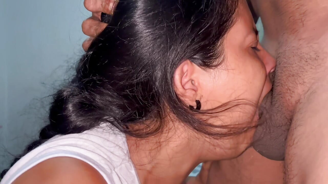 Deep throat with cum in the homemade mouth