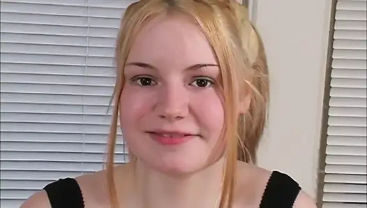 Çaresiz amatörler Bree ve Tatiana büyük sert yarak emiyor ve yüzlerini ateşli dölle kaplıyor