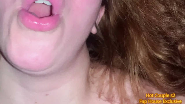 Kızıl Saçlı Oda Arkadaşının Yarağına Biniyor, Gerçek Amatör Video
