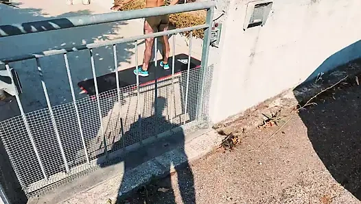 Gerçek olup olmadığını hayal et - komşumu sikiyorum