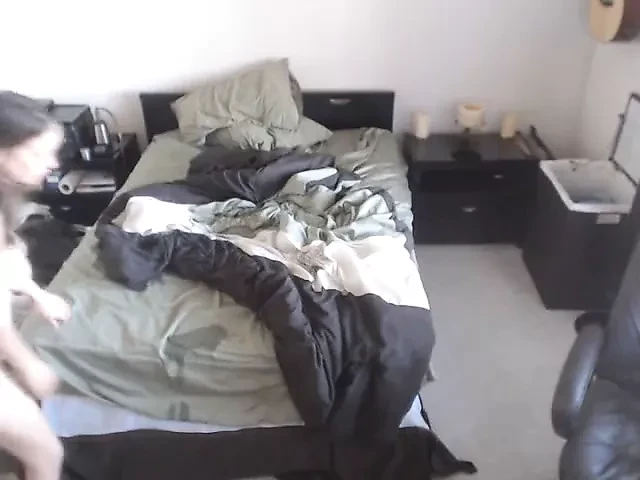 Kel adam minyon hatunu sikiyor 2