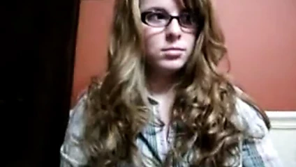 yaramaz kız üzerinde cam