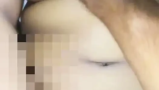 Hintli evli kadın odada sert sikişiyor ve amına boşalıyor desi ladaki ko choda aur uski choot me malai nikal di