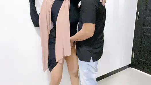 Seduced by my friend's sexy mom