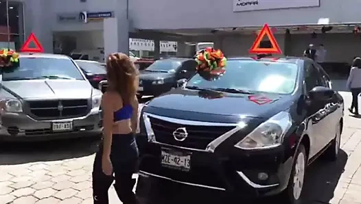 Edecan sabrosa otomobilleri