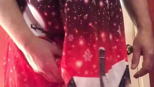 Noel elbisesinde kenar ve karışıklık