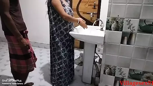 Evli karısı yemek odası sikme (resmi video tarafından villageex91)