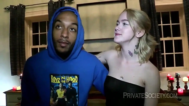 Sage'in ilk büyük siyah yarağı