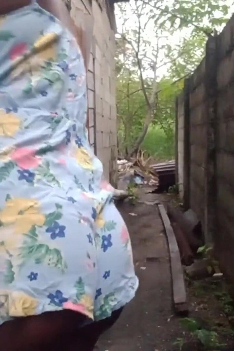 Ny kıllı ıslak amcığı parmaklıyor açık havada boşalıyor sert inliyor