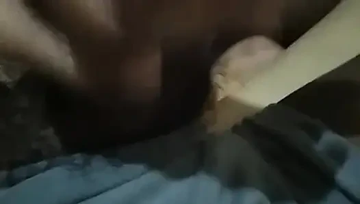 Yarağı yağla salla ve tekrar tekrar fışkırt