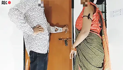 Dilsiz video Hintli öğretmen ve öğrenci seks videosu 4k video |