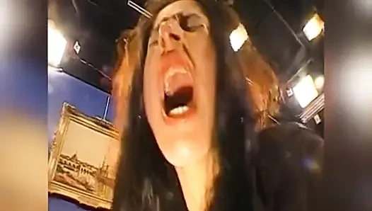 Bukkake Rahibe Kaseden Döl Içiyor - Ggg Yüze Boşalma