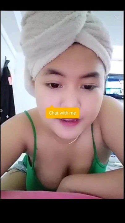 Tkw habis mandi ganti baju