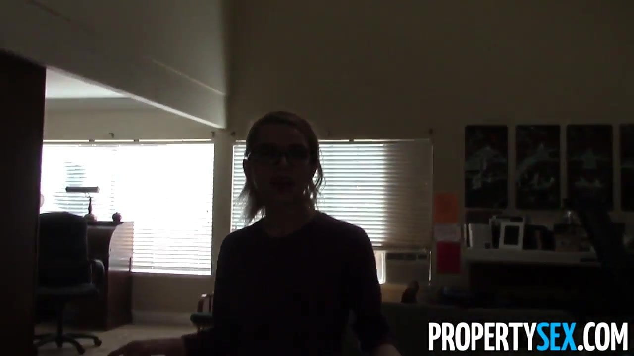 Propertysex - masum emlakçı azgın seks iblisine dönüşüyor