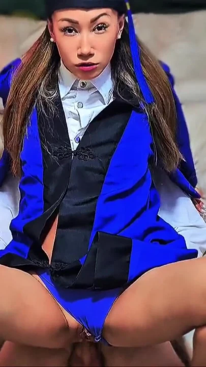 Her delikte dil, büyük kolej mezunu götünde yarak | Klip 1
