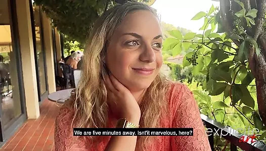 Tombul bir Fransız hatun tarafından bakış açısı sakso