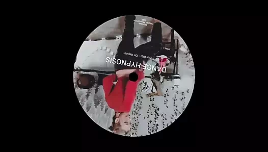 Asher hayranları için soyunuyor!