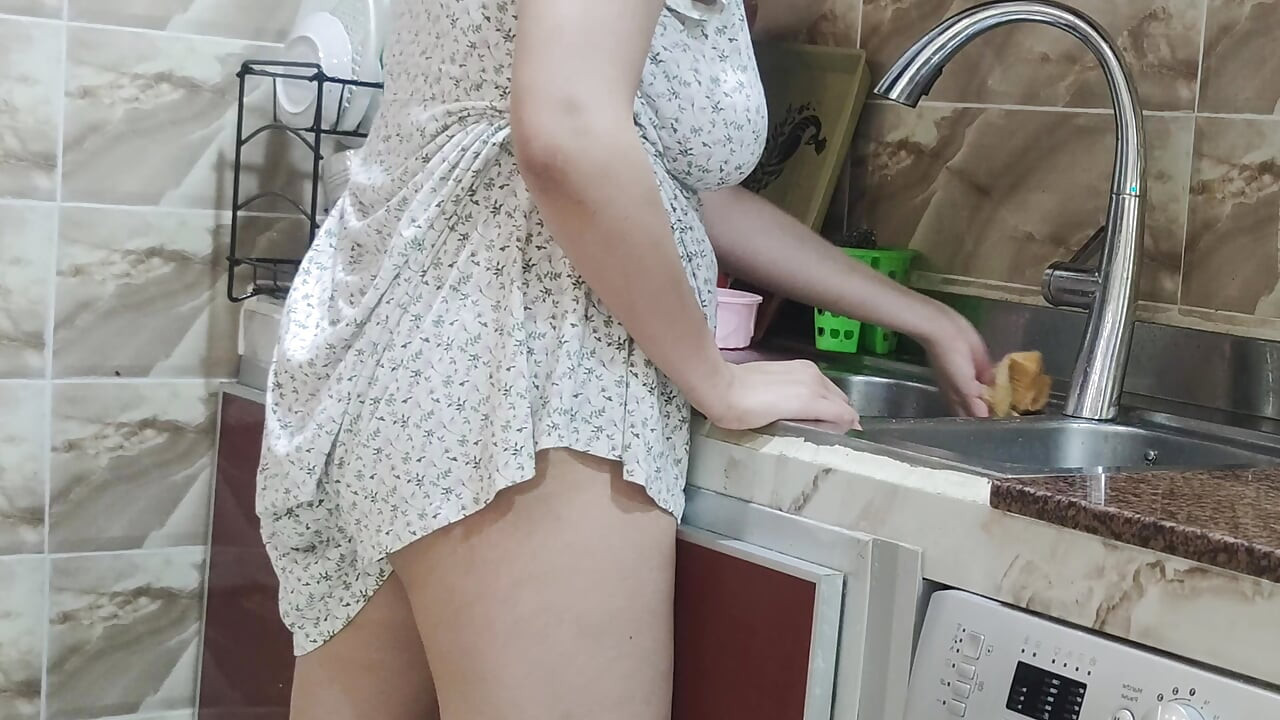 Seks Arap üveycousin sharmotta salma
