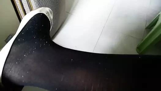 Siyah külotlu çorap teaser 20 ile beyaz patent pompaları